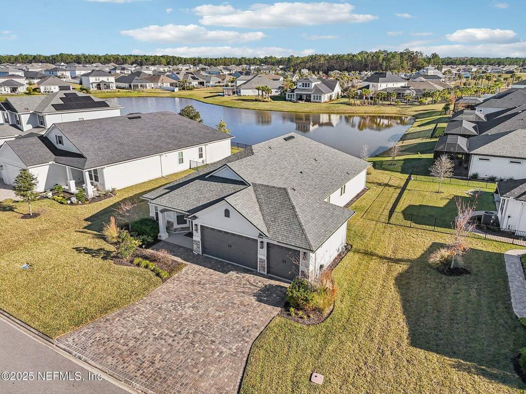 4 Bedroom Single Family Home/House's Image 37