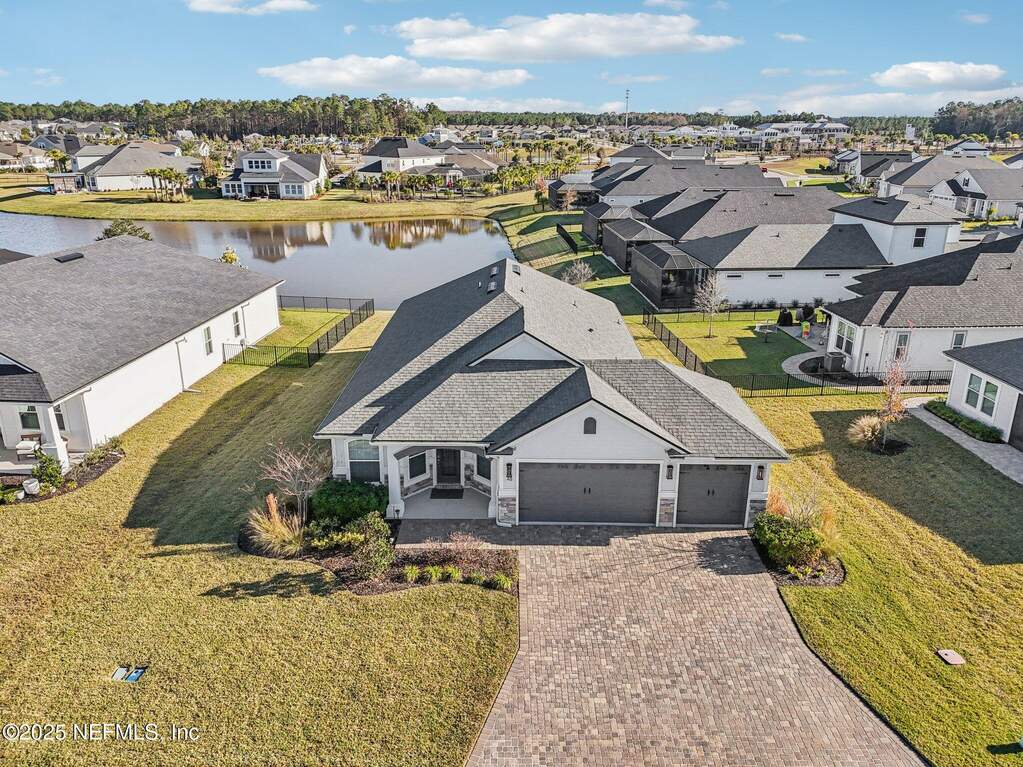 4 Bedroom Single Family Home/House's Image 38