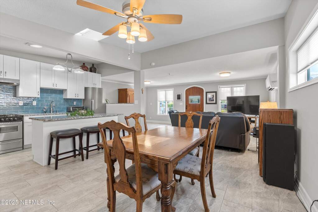 4 Bedroom Multi Unit's Image 30