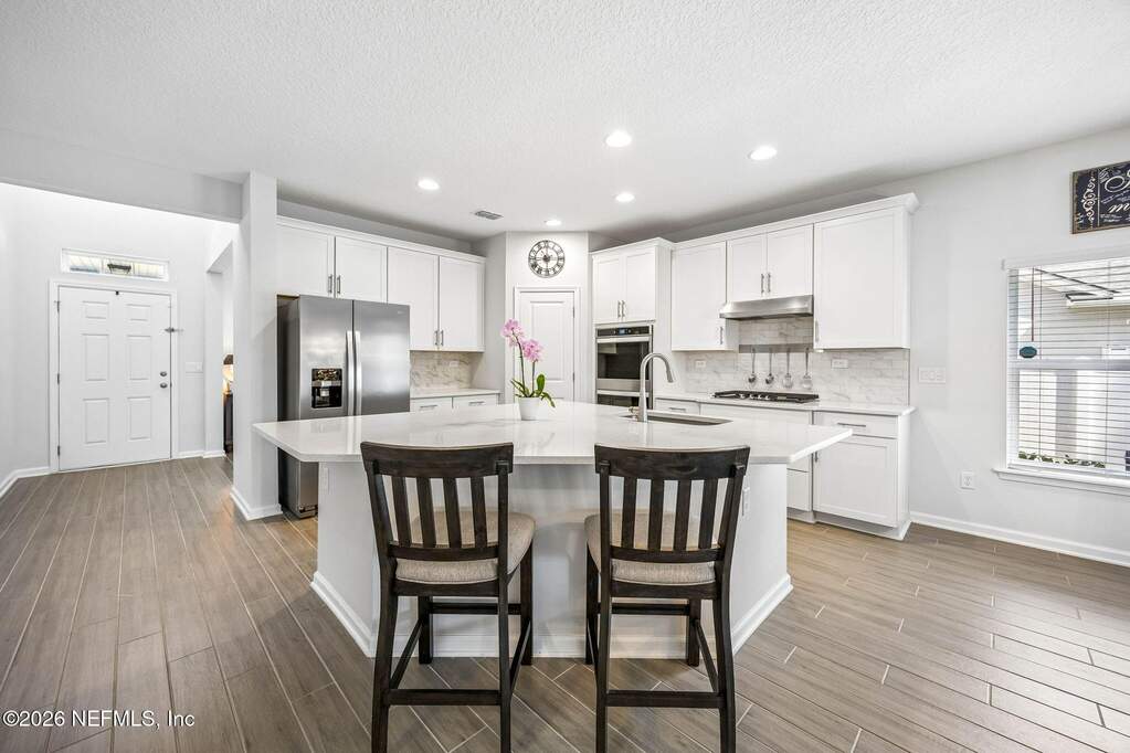 5 Bedroom Single Family Home/House's Image 18