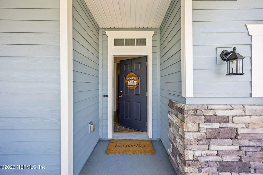 5 Bedroom Single Family Home/House's Image 4