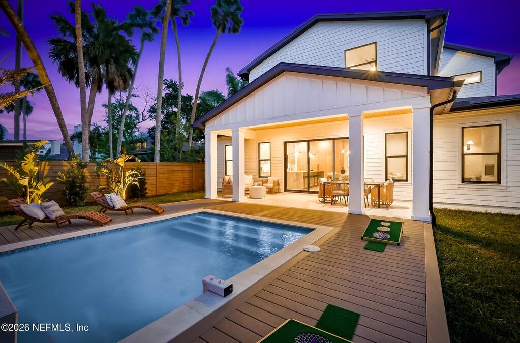 5 Bedroom Single Family Home/House's Image 9