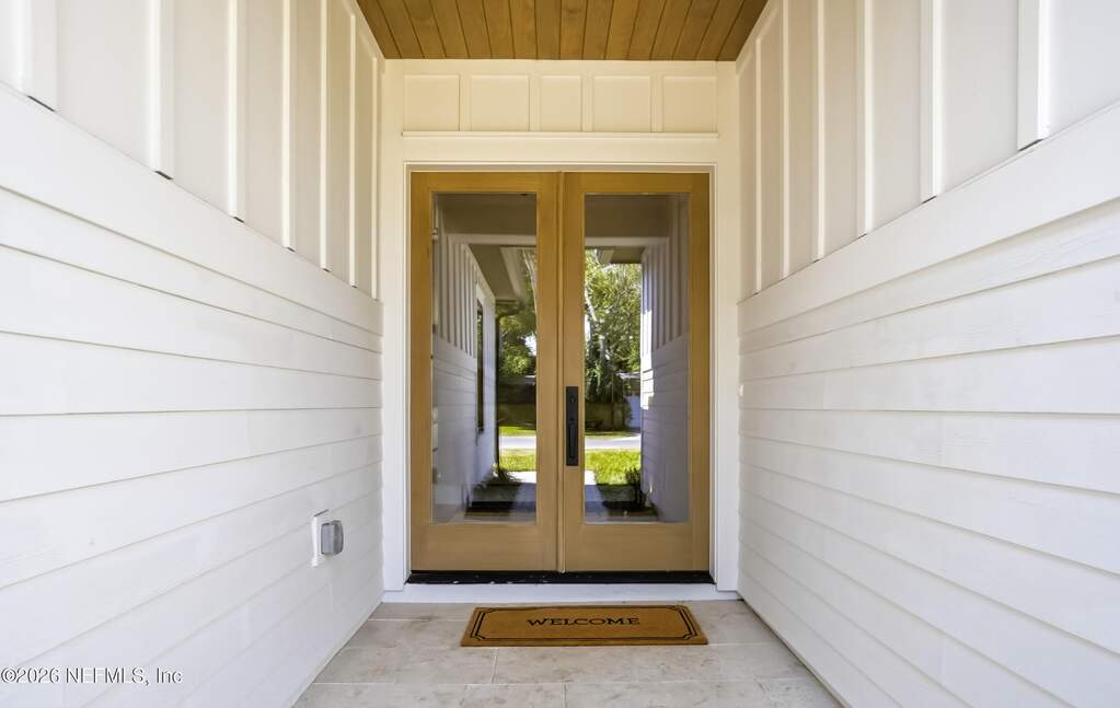 5 Bedroom Single Family Home/House's Image 13