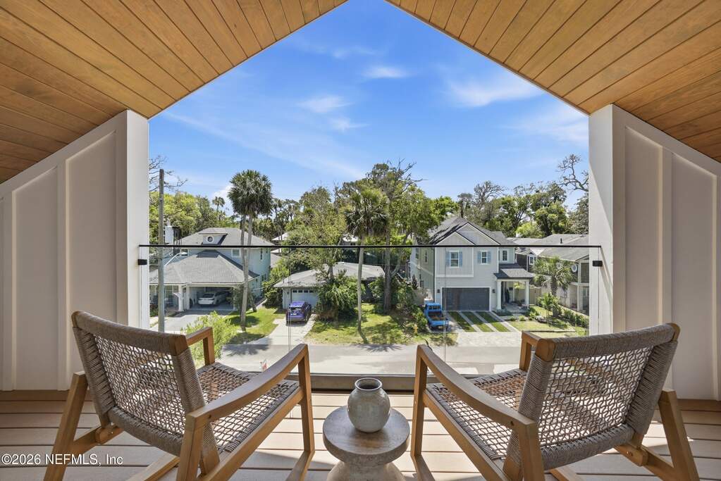 5 Bedroom Single Family Home/House's Image 71