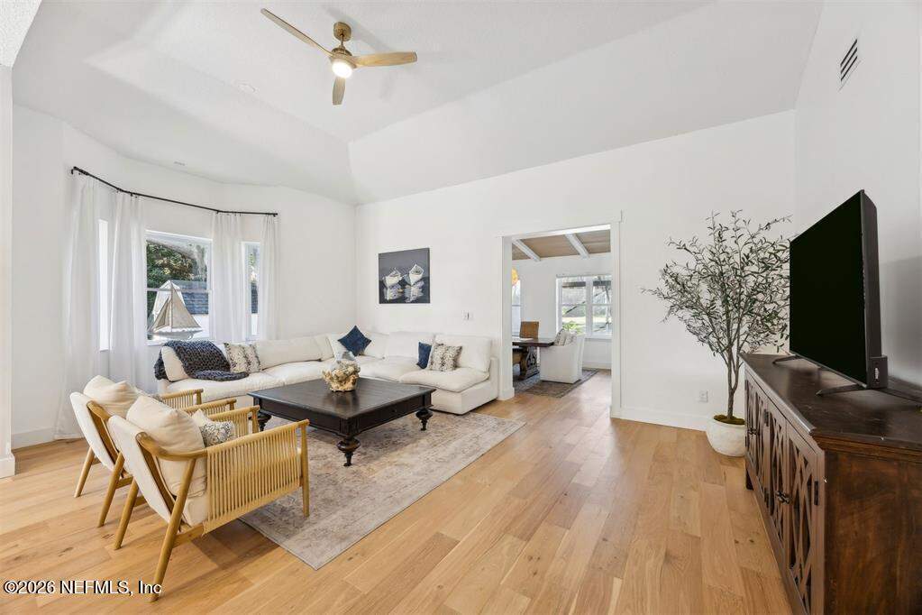 3 Bedroom Single Family Home/House's Image 5