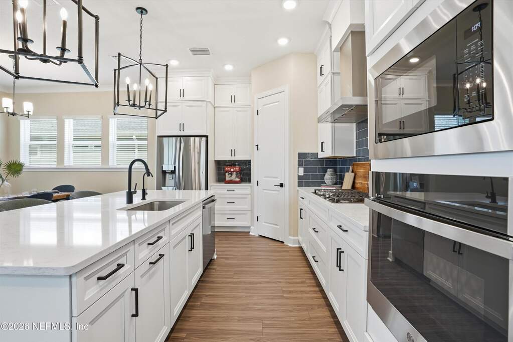 4 Bedroom Single Family Home/House's Image 8