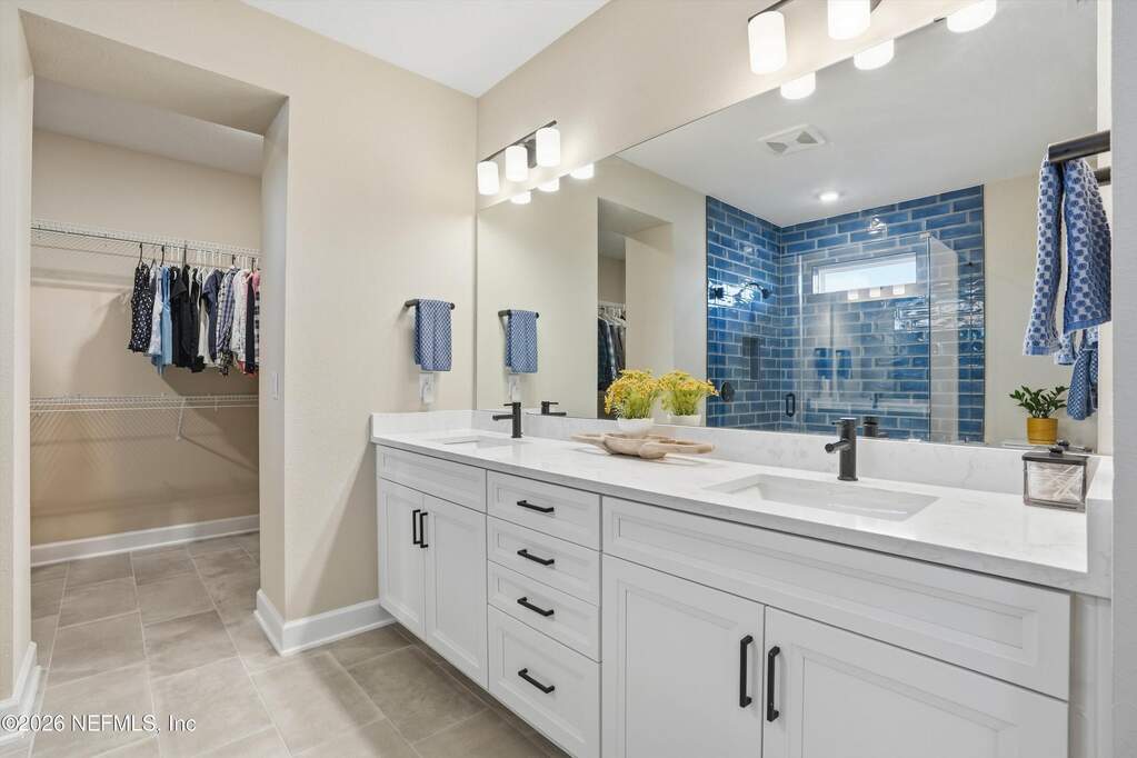 4 Bedroom Single Family Home/House's Image 21