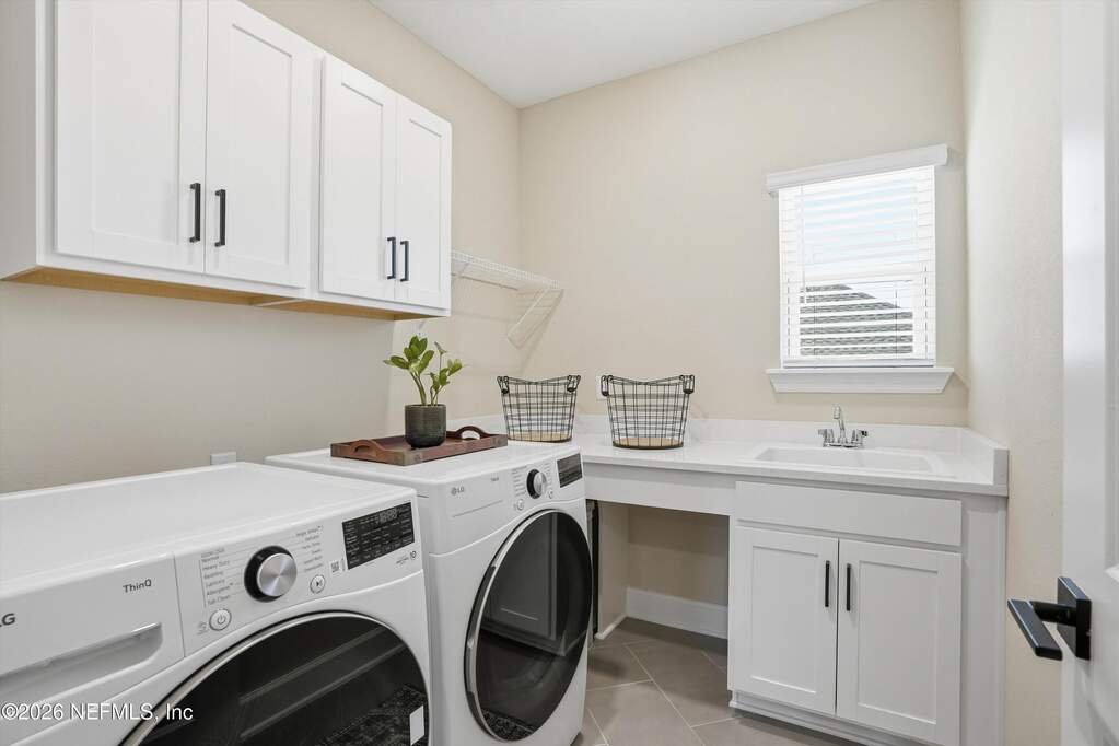 4 Bedroom Single Family Home/House's Image 27