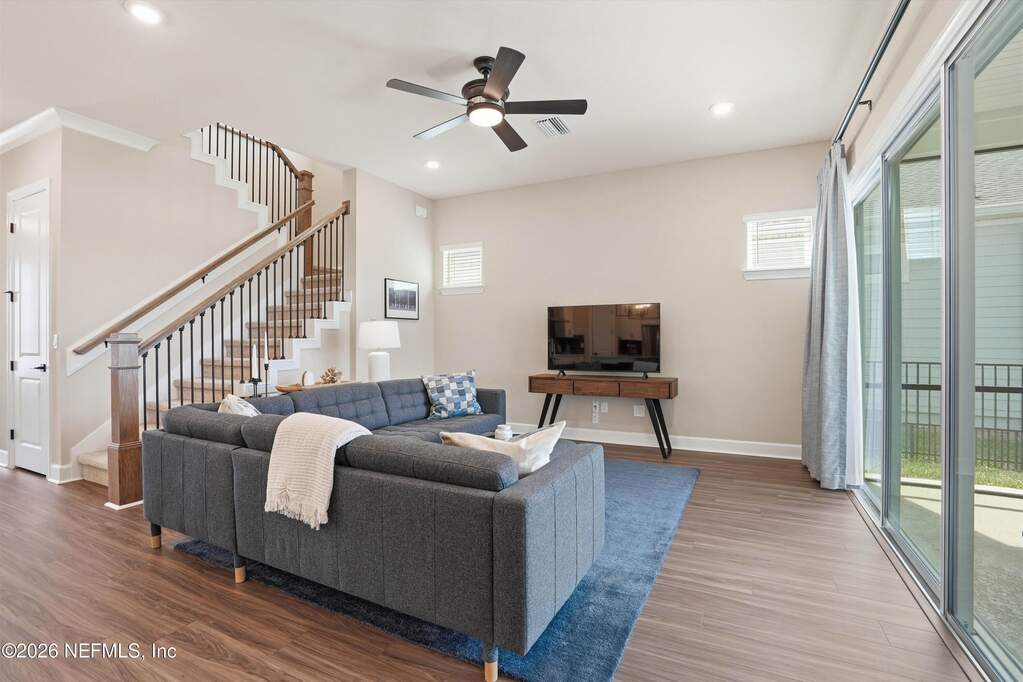 4 Bedroom Single Family Home/House's Image 3