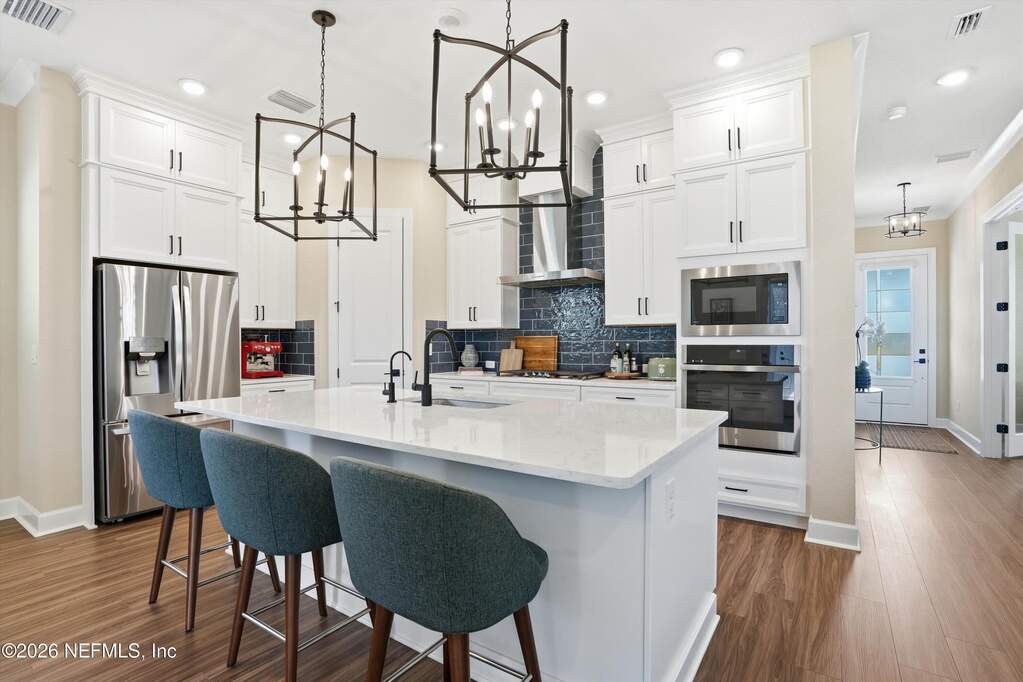 4 Bedroom Single Family Home/House's Image 6