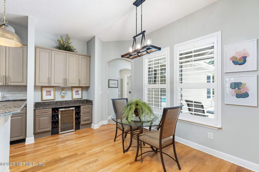 4 Bedroom Single Family Home/House's Image 12