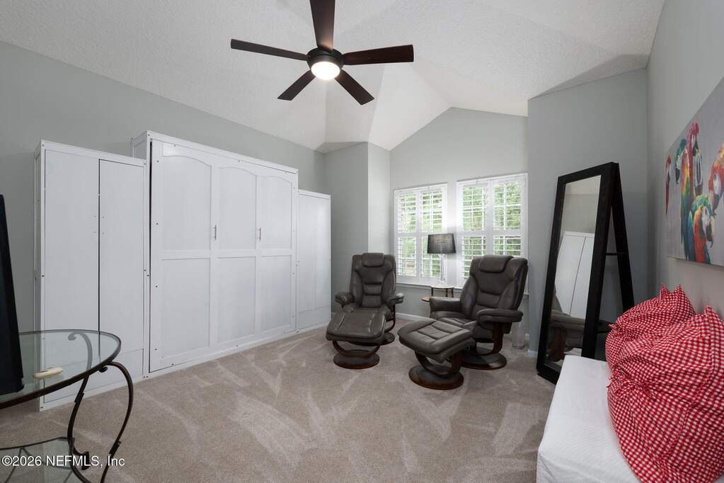 4 Bedroom Single Family Home/House's Image 25