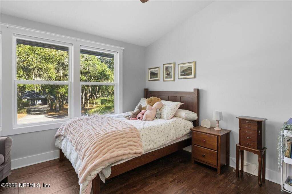 5 Bedroom Single Family Home/House's Image 35