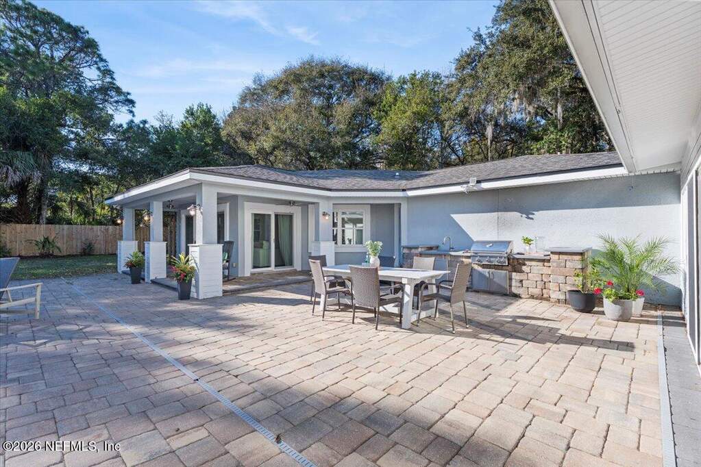 5 Bedroom Single Family Home/House's Image 46