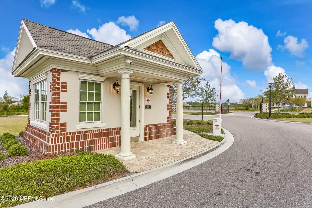 3 Bedroom Single Family Home/House's Image 42