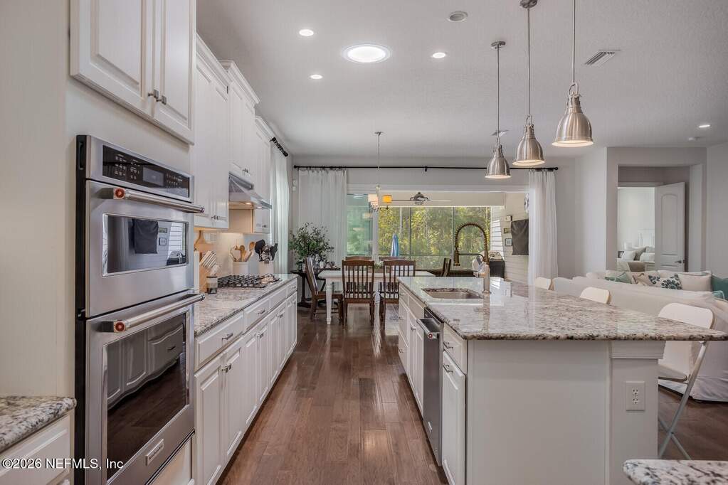 4 Bedroom Single Family Home/House's Image 7