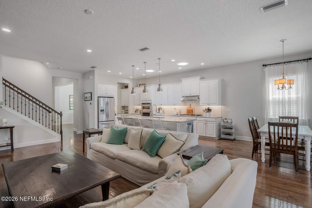 4 Bedroom Single Family Home/House's Image 11