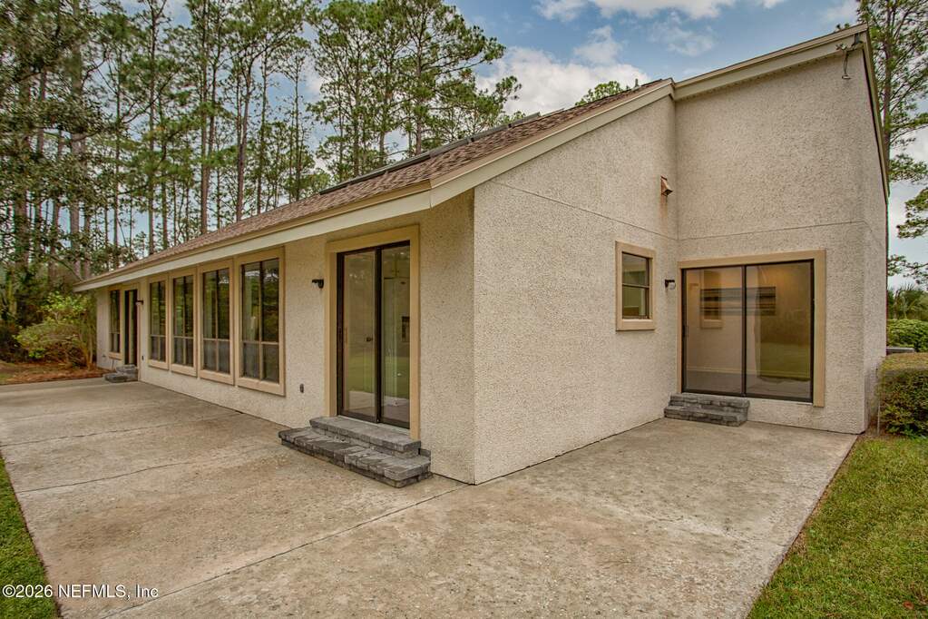 3 Bedroom Single Family Home/House's Image 24