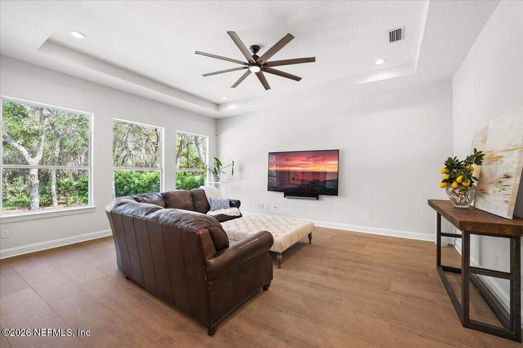 4 Bedroom Single Family Home/House's Image 22