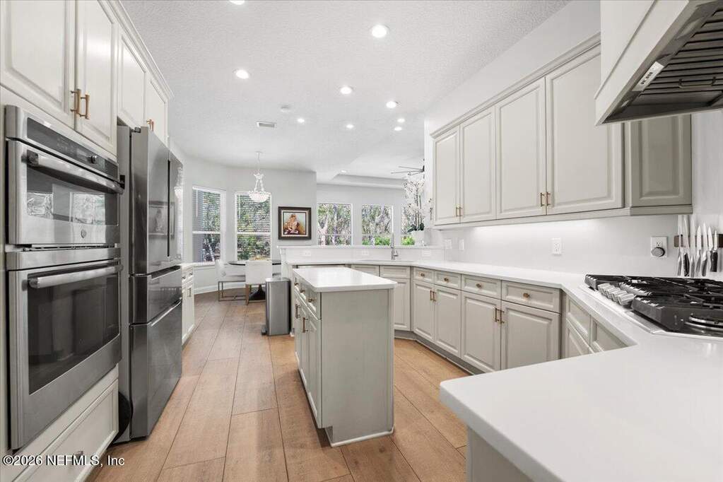 4 Bedroom Single Family Home/House's Image 28