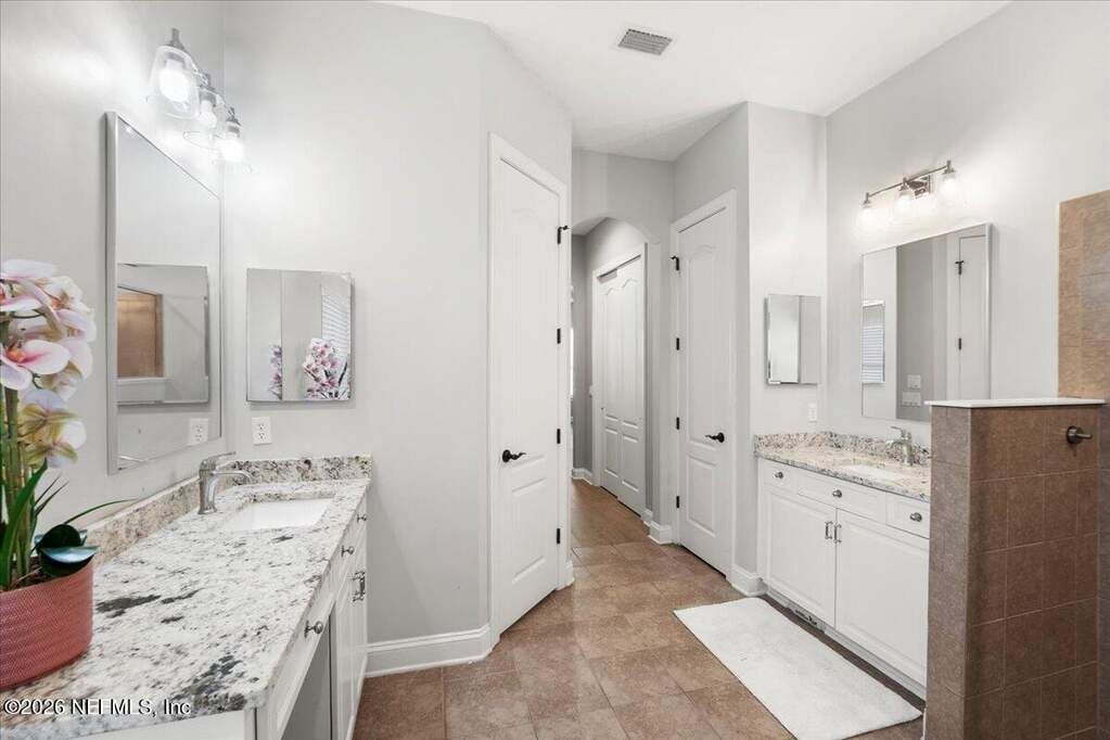 4 Bedroom Single Family Home/House's Image 35