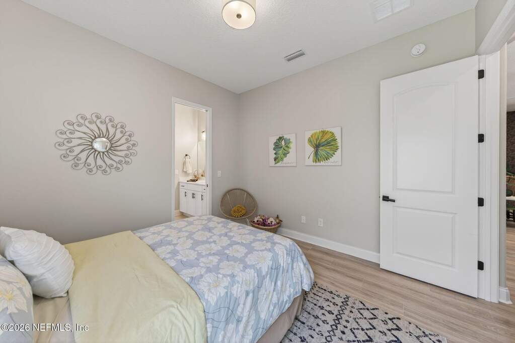 5 Bedroom Single Family Home/House's Image 35