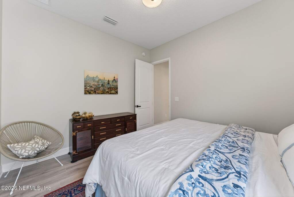 5 Bedroom Single Family Home/House's Image 38
