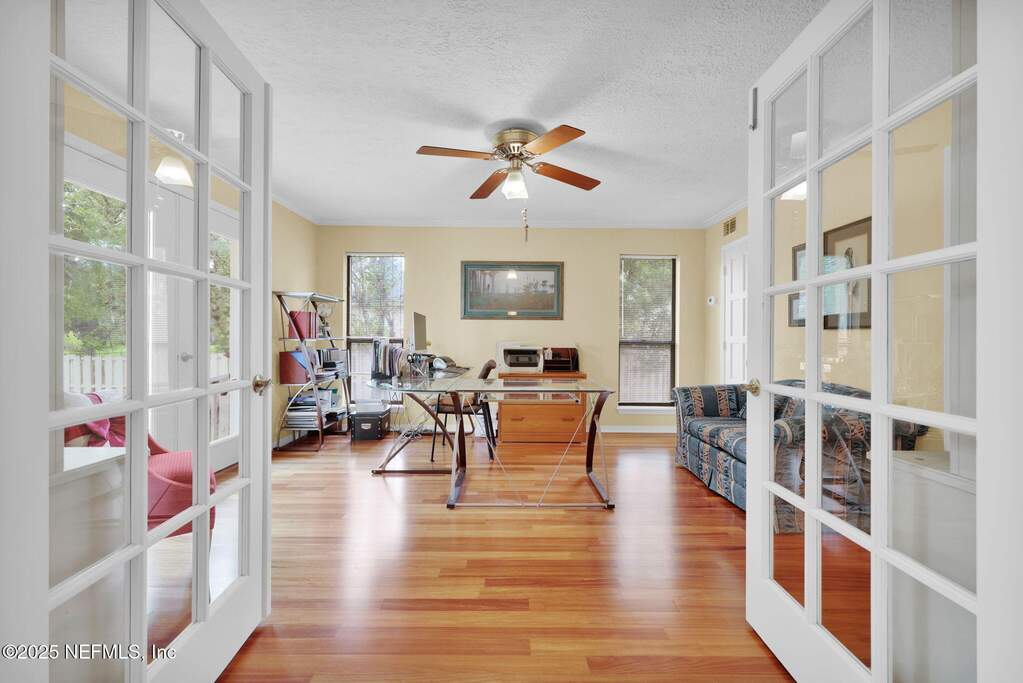 4 Bedroom Single Family Home/House's Image 34