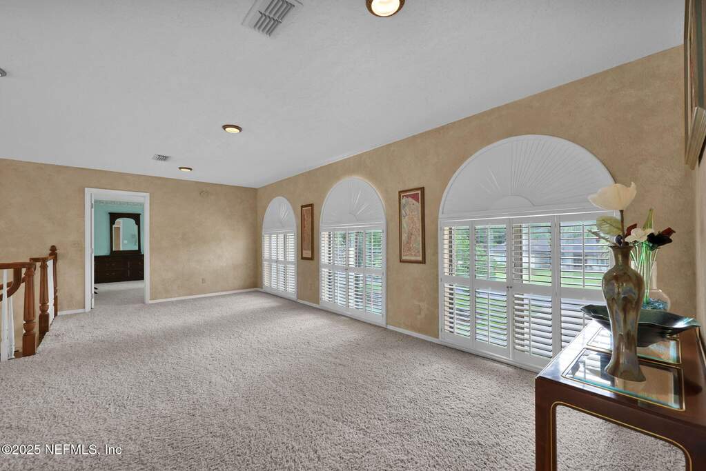 4 Bedroom Single Family Home/House's Image 40