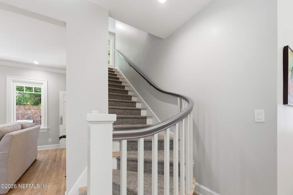 5 Bedroom Single Family Home/House's Image 33