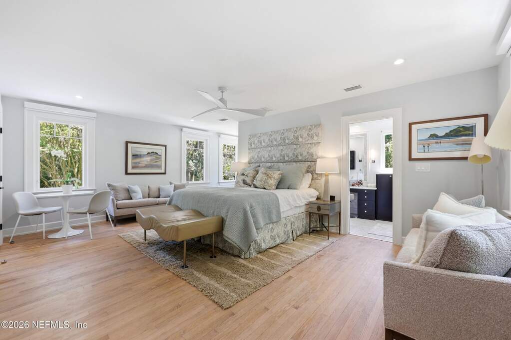 5 Bedroom Single Family Home/House's Image 36