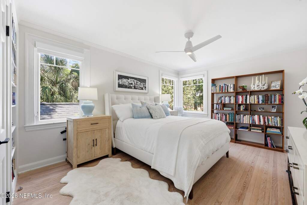 5 Bedroom Single Family Home/House's Image 41