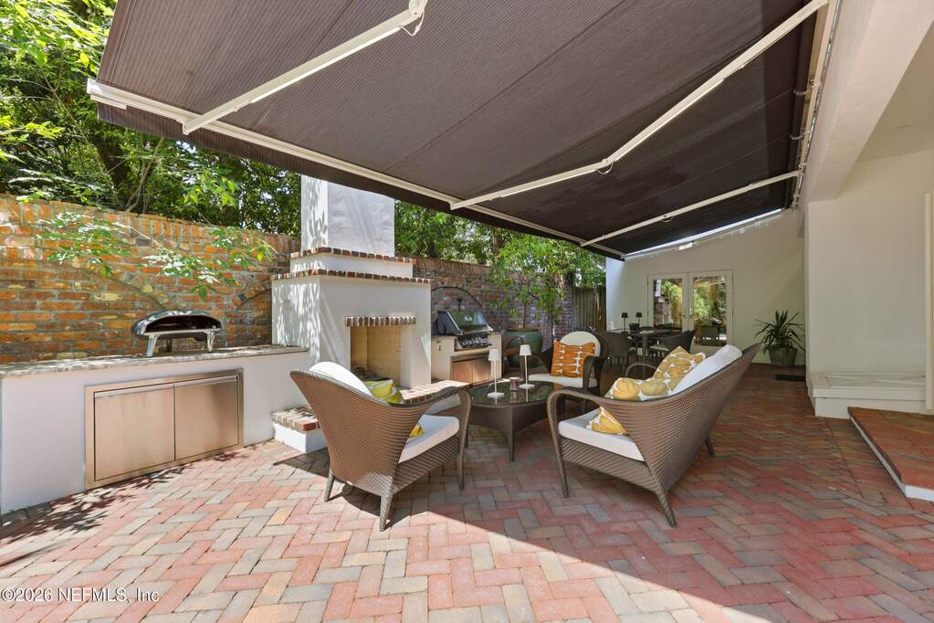 5 Bedroom Single Family Home/House's Image 55