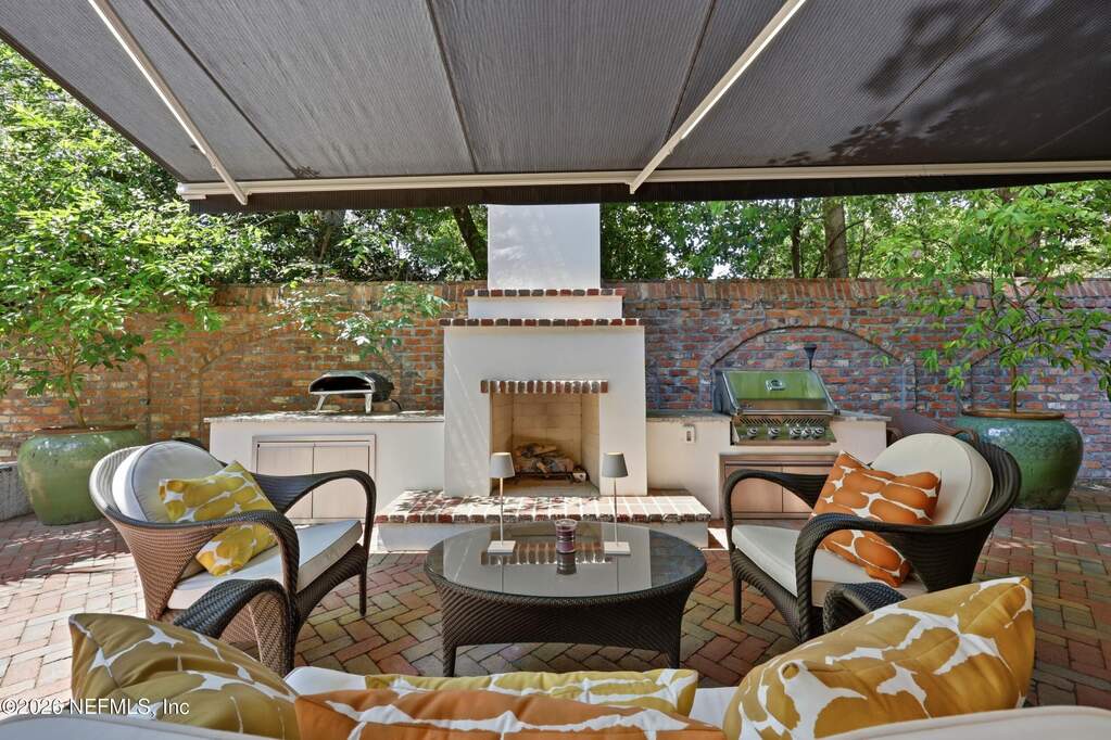5 Bedroom Single Family Home/House's Image 60