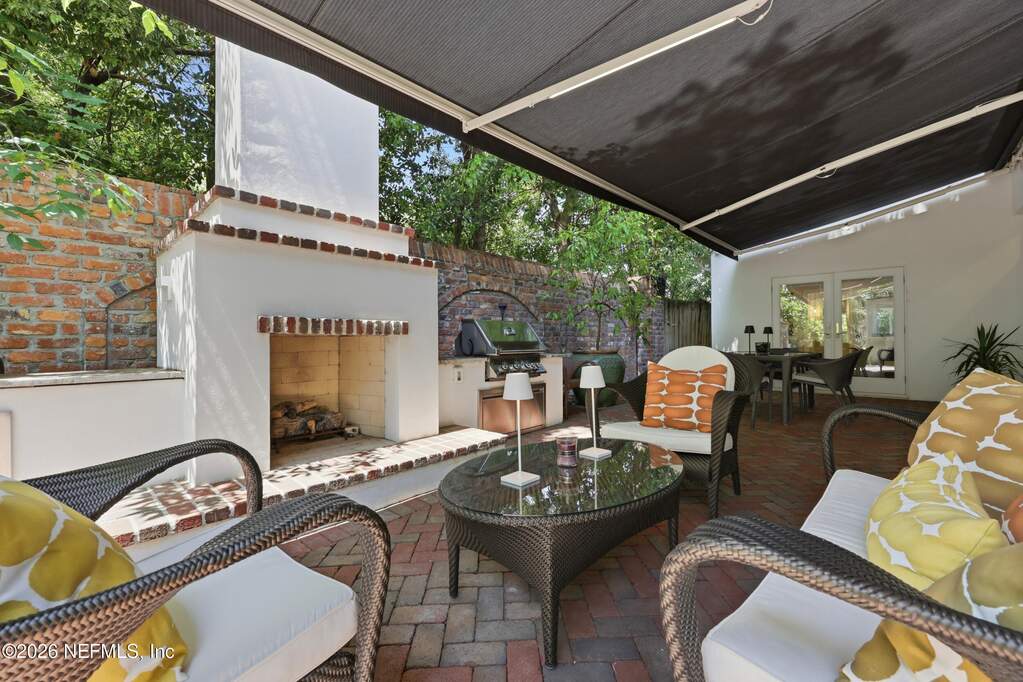 5 Bedroom Single Family Home/House's Image 61