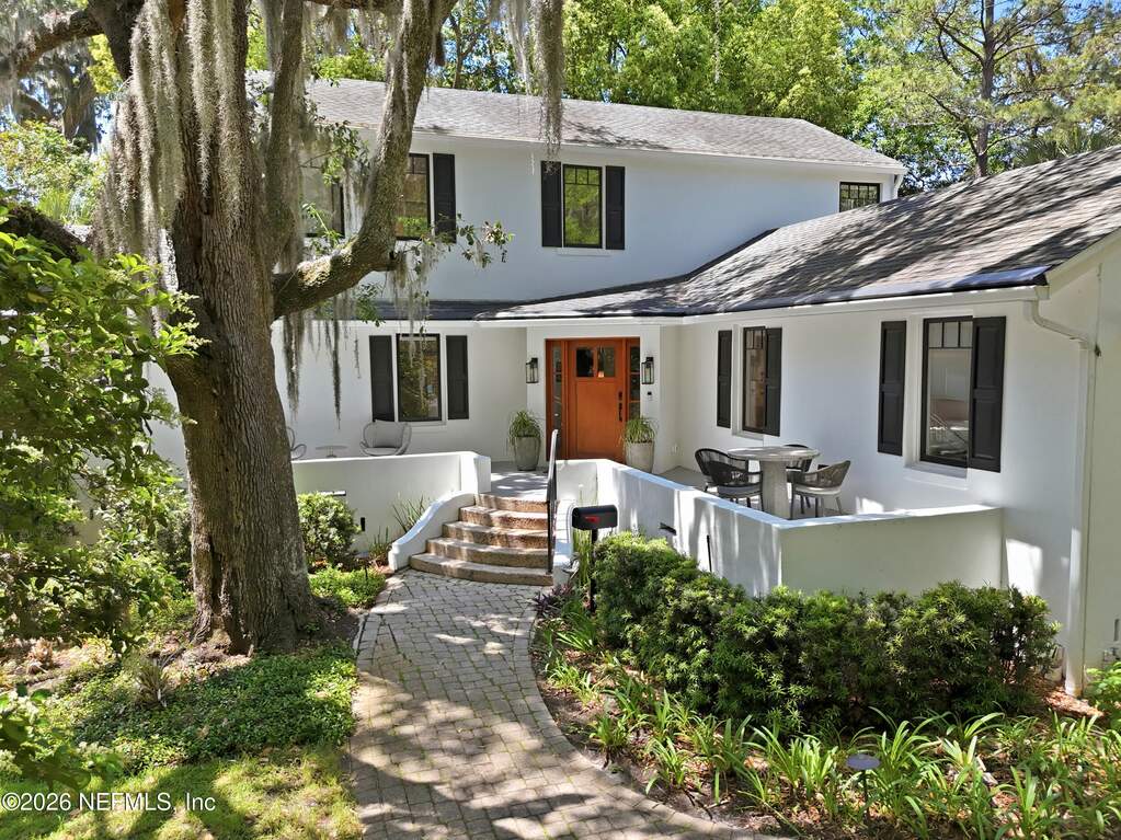 5 Bedroom Single Family Home/House's Image 78