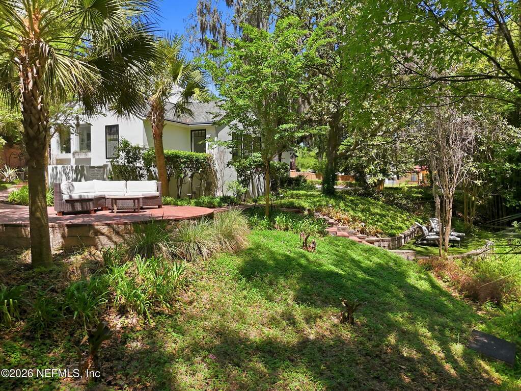 5 Bedroom Single Family Home/House's Image 80