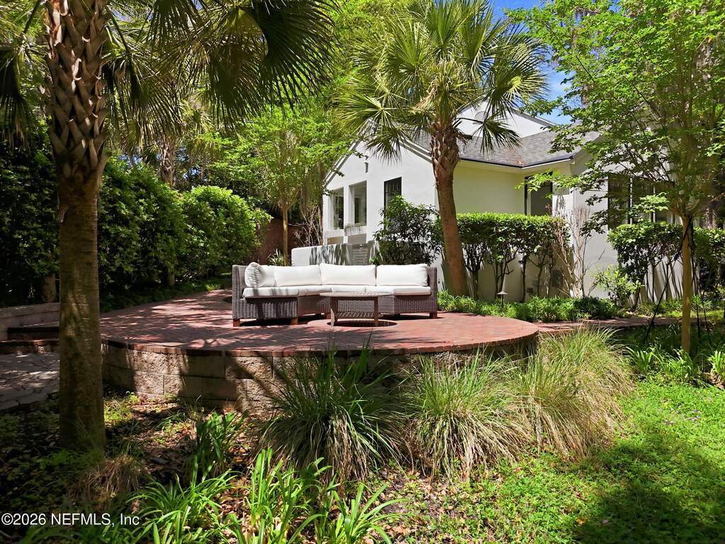 5 Bedroom Single Family Home/House's Image 82