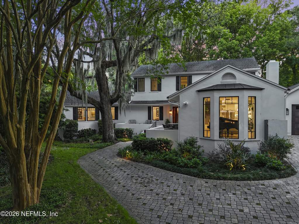 5 Bedroom Single Family Home/House's Image 88