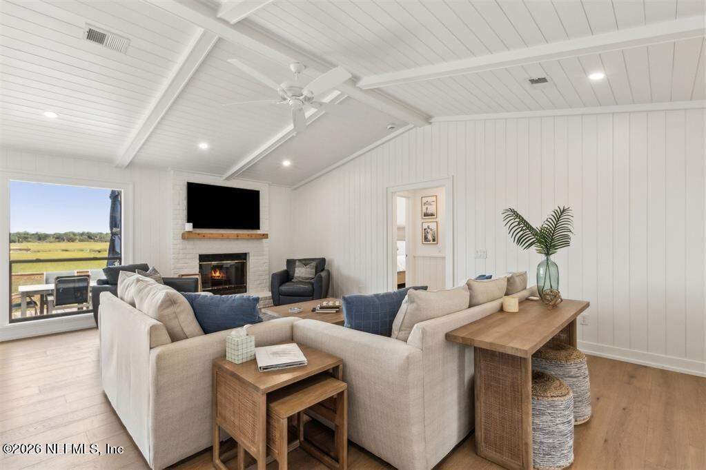 2 Bedroom Single Family Home/House's Image 4