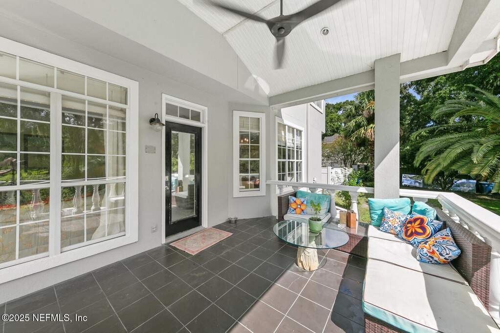 5 Bedroom Single Family Home/House's Image 23