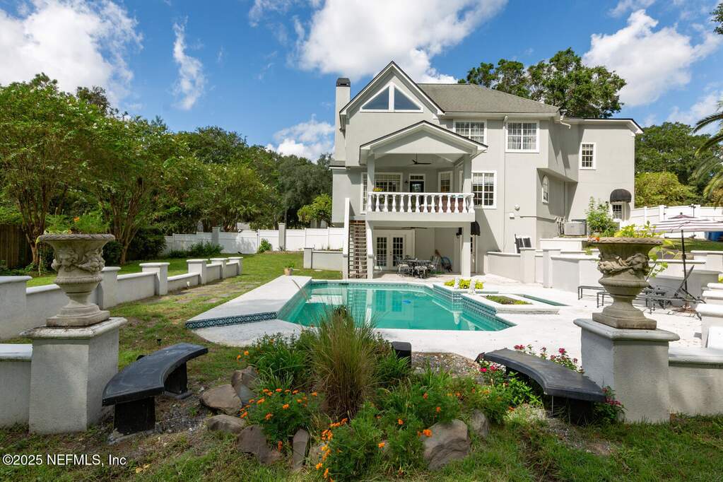 5 Bedroom Single Family Home/House's Image 55