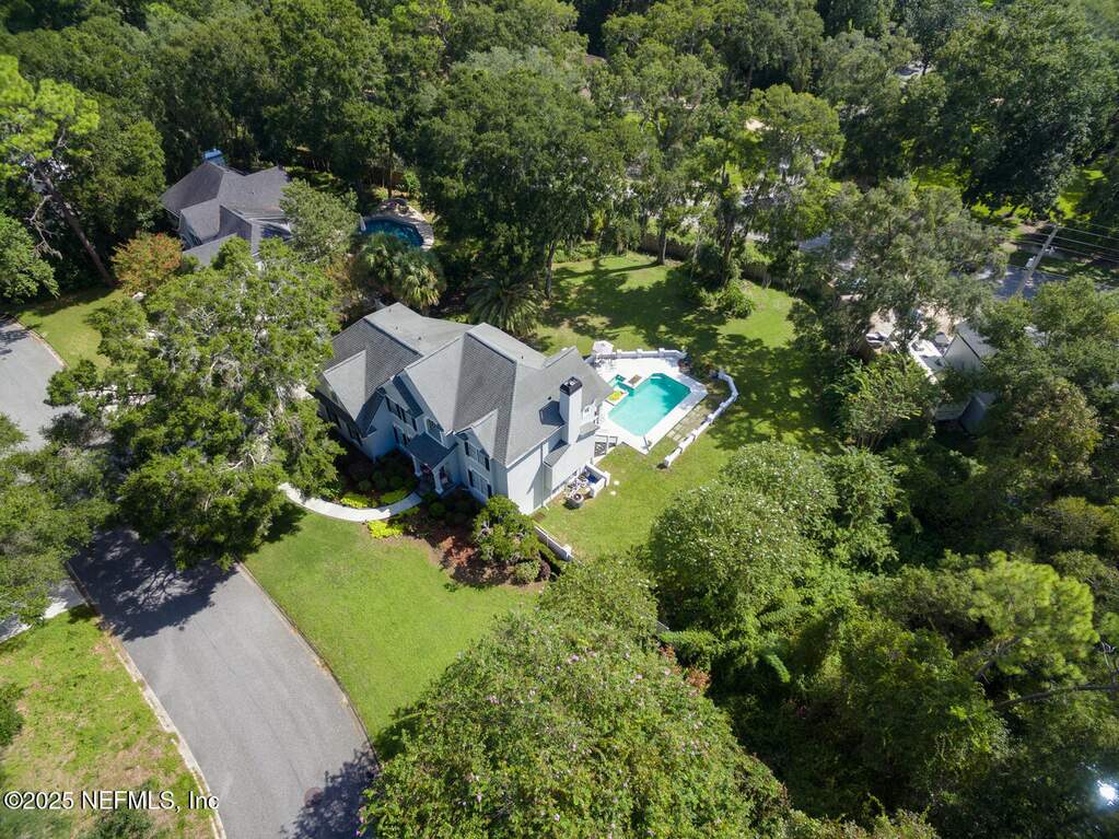 5 Bedroom Single Family Home/House's Image 59