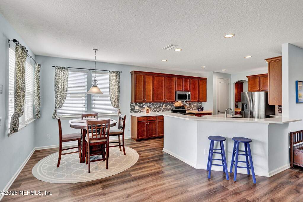 4 Bedroom Single Family Home/House's Image 10