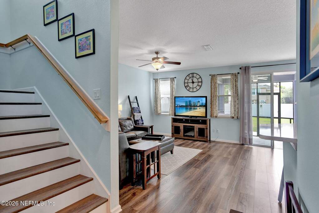 4 Bedroom Single Family Home/House's Image 16