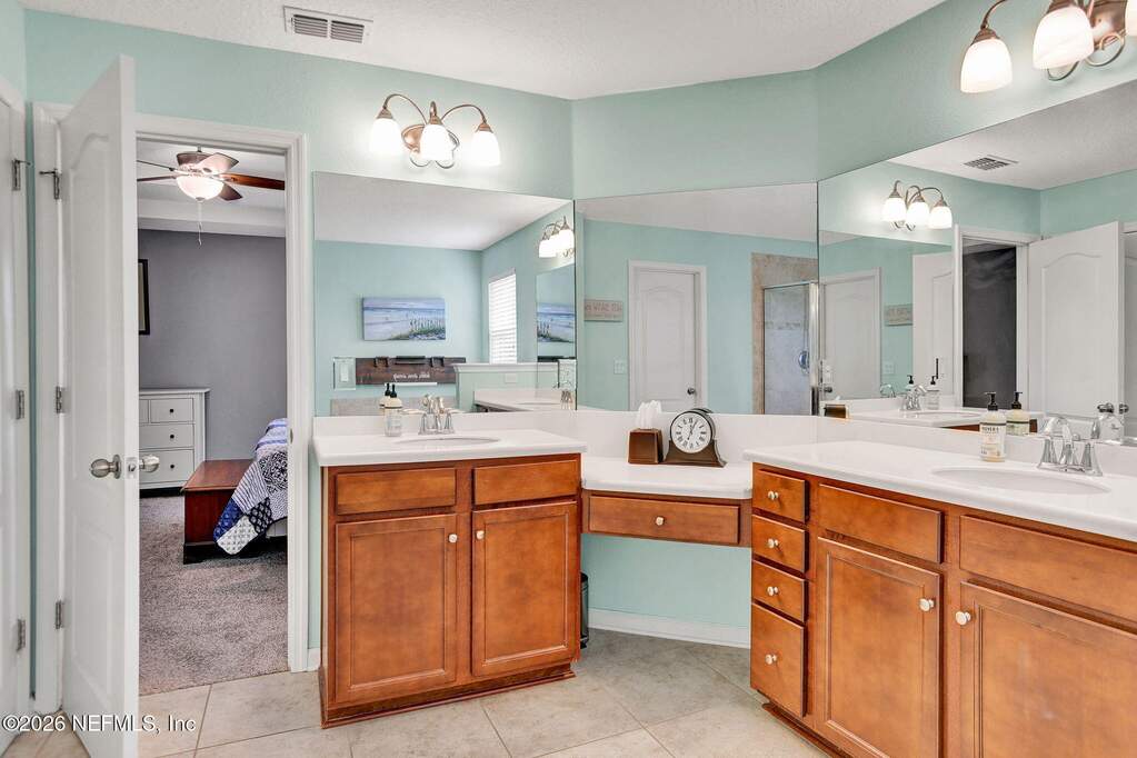 4 Bedroom Single Family Home/House's Image 22