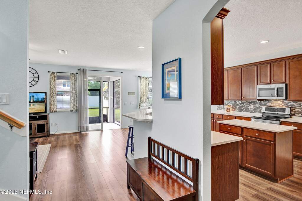 4 Bedroom Single Family Home/House's Image 4
