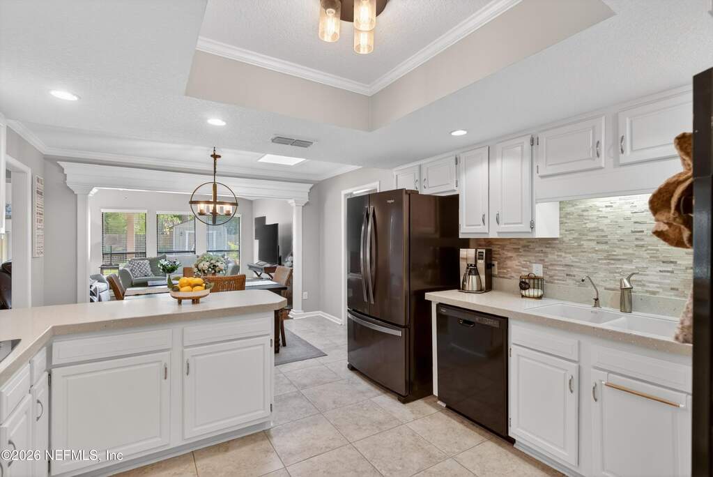 4 Bedroom Single Family Home/House's Image 28