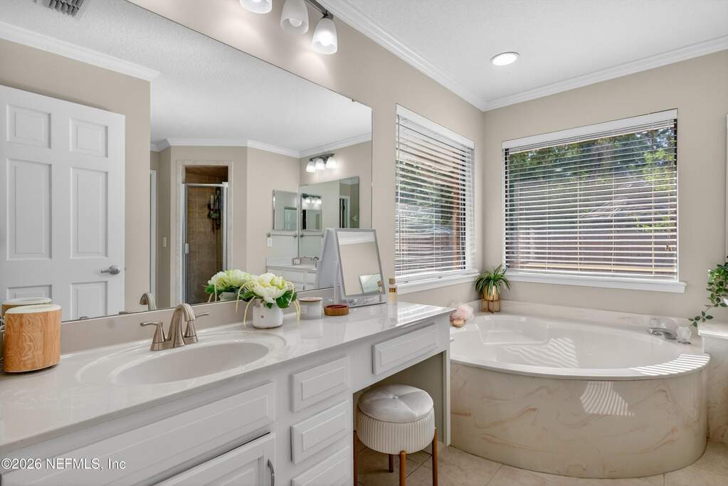 4 Bedroom Single Family Home/House's Image 31