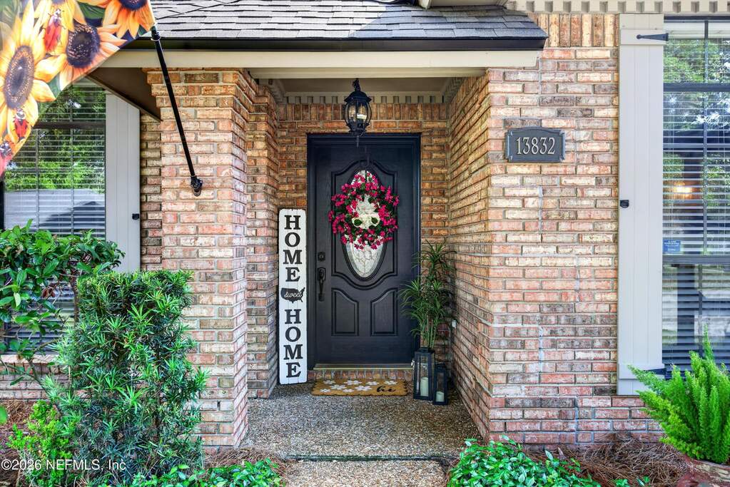 4 Bedroom Single Family Home/House's Image 3